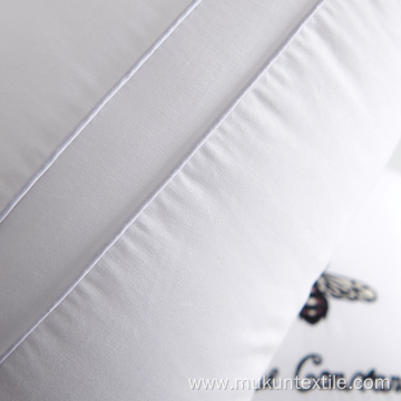 New Arrival soft polyester cheap wholesale hotel pillow